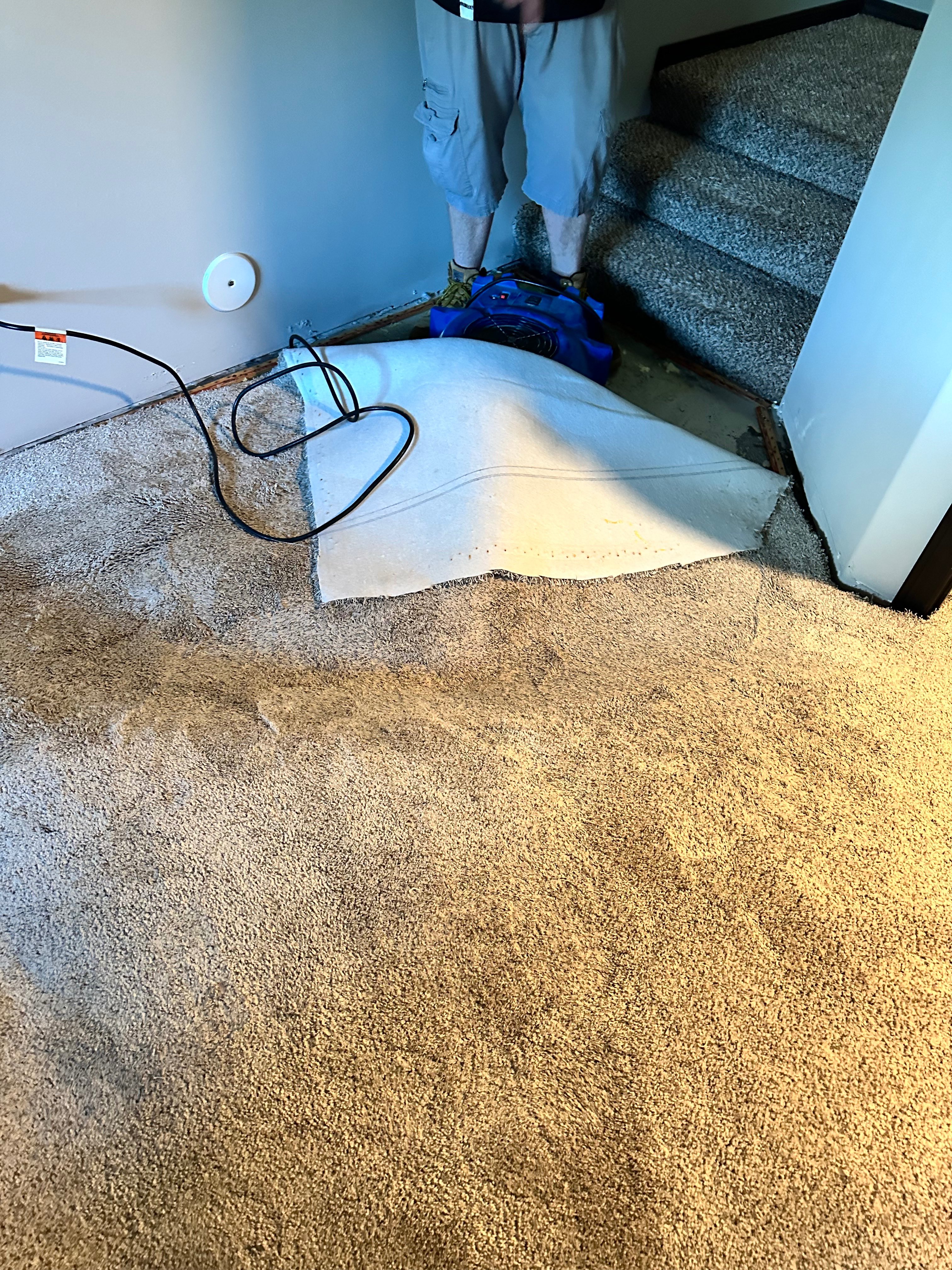 Water extraction equipment removing flood water in Plymouth, MN